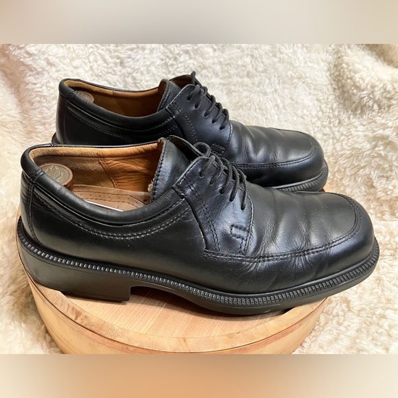 Ecco Men’s Black Dress Comfort Leather Oxfords Lace Up 11/11.5 EU 45 - Picture 1 of 8